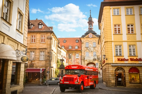 Roter Bus Shuttelservice